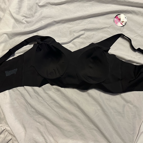 NWT Bali Comfort Bra. Size 2XL. - Picture 4 of 6